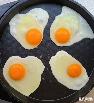 【碎片日?！孔灾齐p層三明治