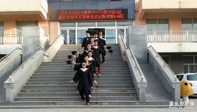 【盛夏的影像】我們畢業(yè)啦