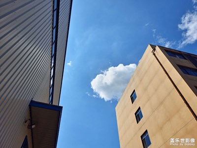 天空是什么顏色的，如果憂郁是藍(lán)色的