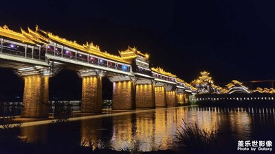 夏日避世小鎮(zhèn)