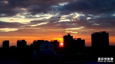 [靈動(dòng)一夏]朝霞與日暮