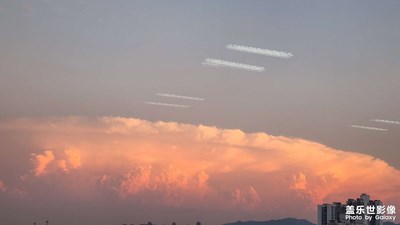 【半夏時(shí)光】+一點(diǎn)都不清涼