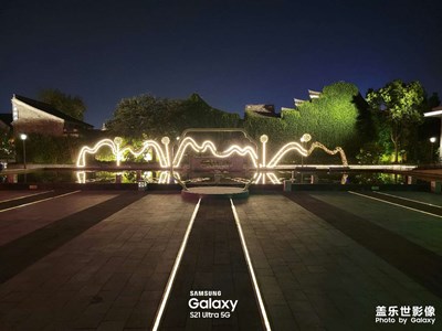 【季夏夜】左行喧囂，右轉(zhuǎn)靜謐