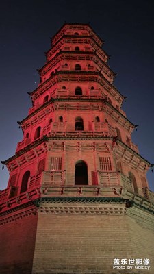 鎮(zhèn)園之塔-