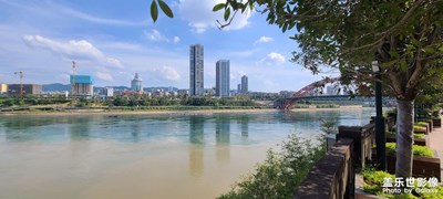 【早秋】萬里長(zhǎng)江第一城，宜人宜居宜賓！