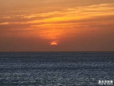 海邊日出
