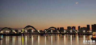 海上生鐮月，天涯共此時！2022年國慶前夕！