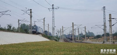 【我的小長假】+三點一線