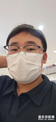 新機(jī)的第一張自拍