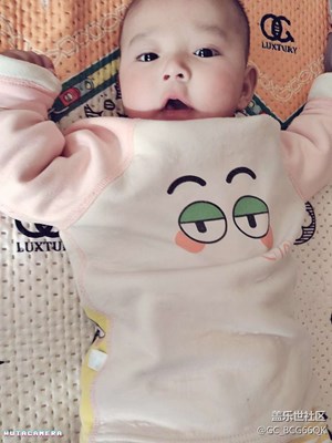 今日疫情防控，在家待著帶娃