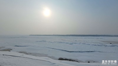 【新年快樂】+冬日的松花江