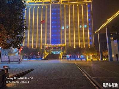 料峭春風(fēng)吹酒醒