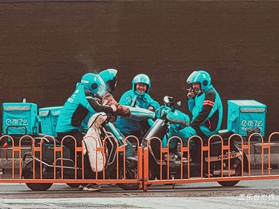 【碎片日?！孔蠲肋€是打工人