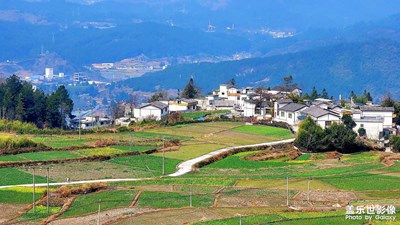 【網(wǎng)紅打卡地】+ 春到石門