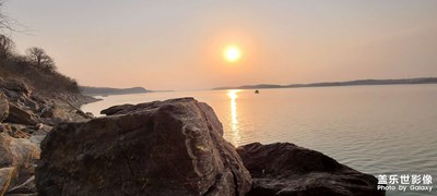 日常隨拍之(安靜的河岸)