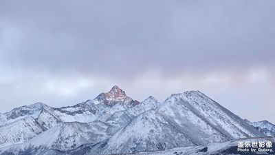 美麗的我的家鄉(xiāng)。