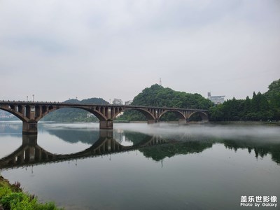 【不期而遇的美好】＋江邊漫步
