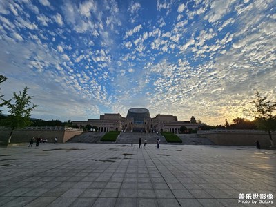 【夏日好時光】+奇特的云