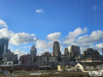 這幾天上海的天空千變?nèi)f化