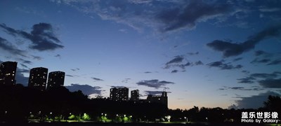 一場(chǎng)大雨后的天空