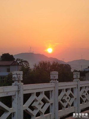 山本文緒：什么都不想做，就在床上懶著。