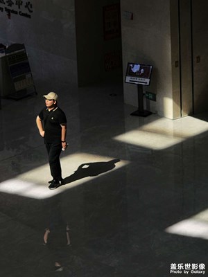 【最美初秋】博物館光影人像