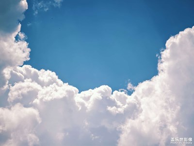 在那段回憶里我們都很愛(ài)對(duì)方

