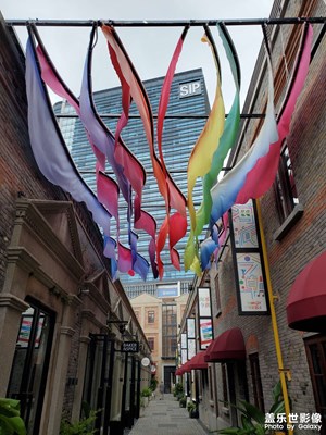 【最美初秋】+鬧中取靜