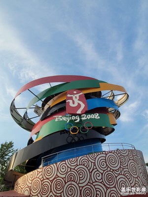 【最美初秋】秋風(fēng)吹過廣場(chǎng)