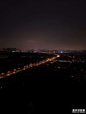 四季很普通，冷暖都是因?yàn)橛谢貞?yīng)。