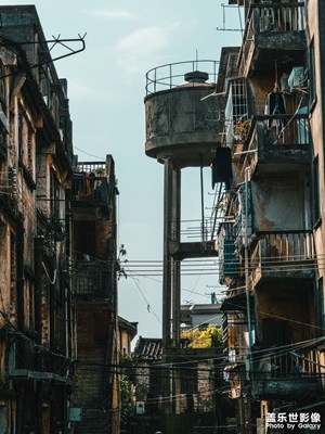 現(xiàn)實(shí)中的一文不值，成了S23U“打卡”