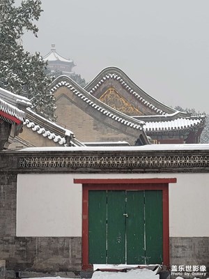 終于下了一場(chǎng)像模像樣的雪???