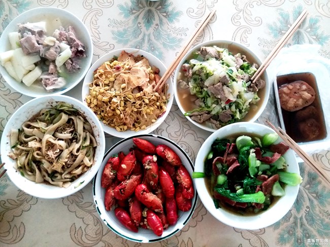 夏天就是小龍蝦的季節(jié)呀