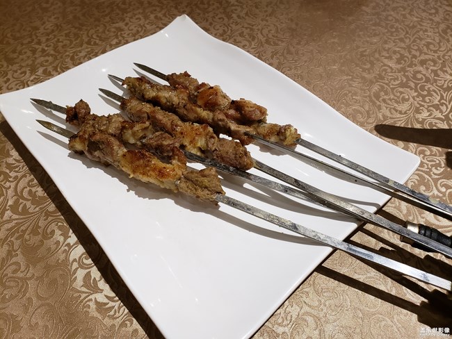 巴依老爺?shù)耐聿? title=