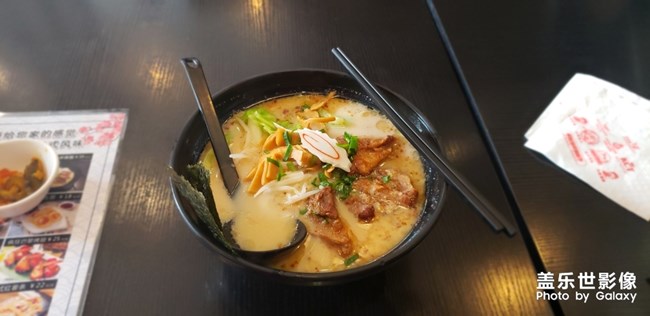 【手機(jī)里的美食】游街小食