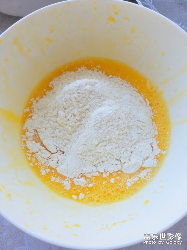 【今日份美食】樹(shù)莓醬配黃蛋卷