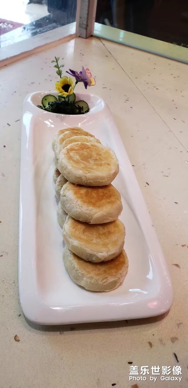 唯愛與美食不可辜負(fù)