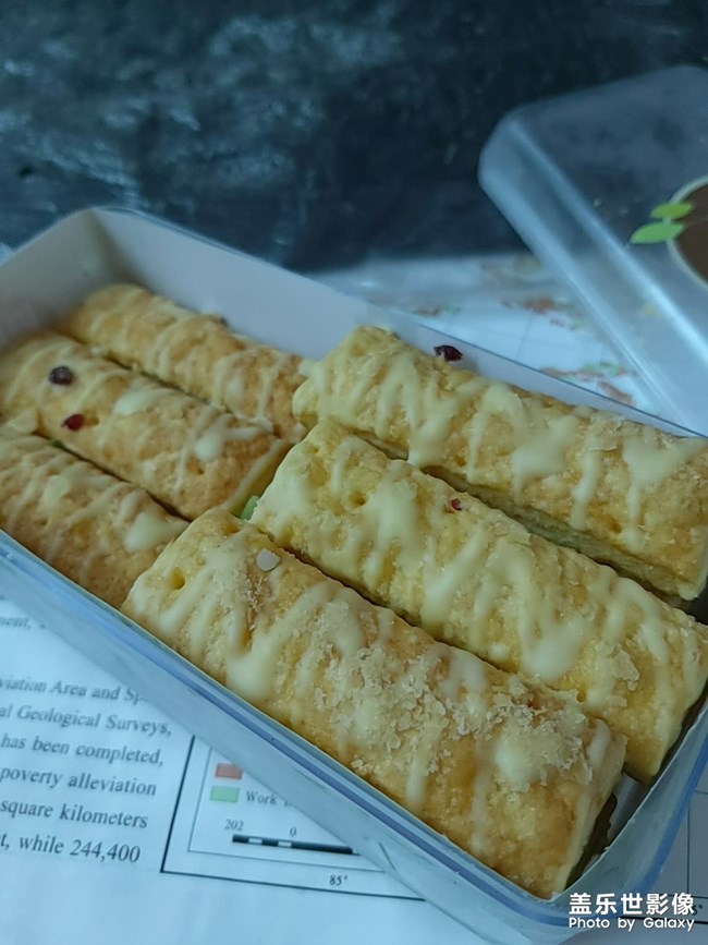 這是一盒點(diǎn)心