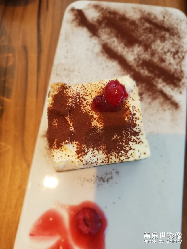 歡樂必勝客美餐