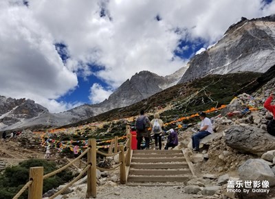 跋山涉水，只為走進最美的風景