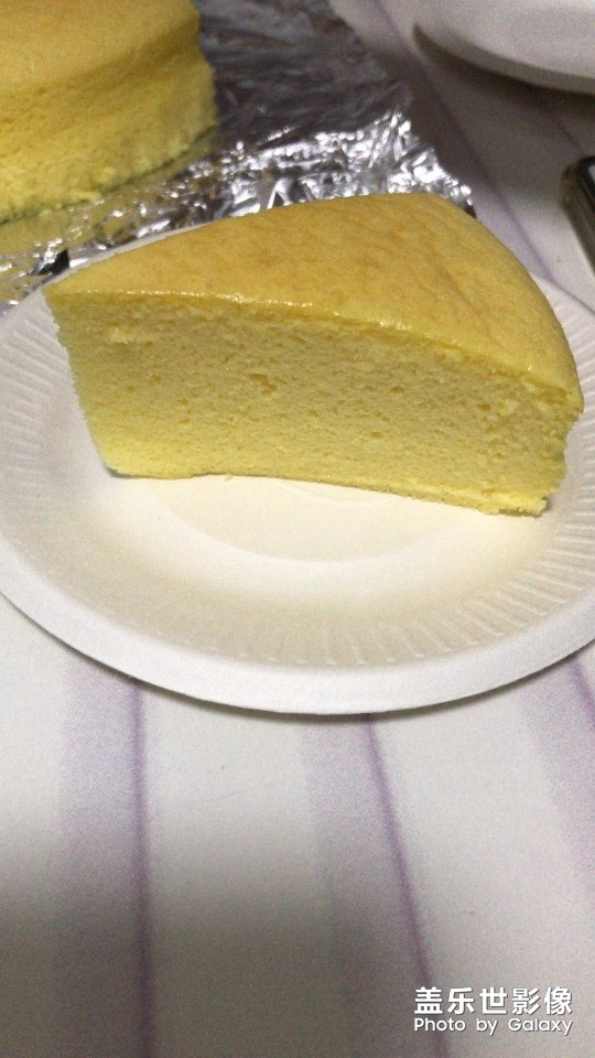 忙活一下午，自制新鮮出爐的蛋糕