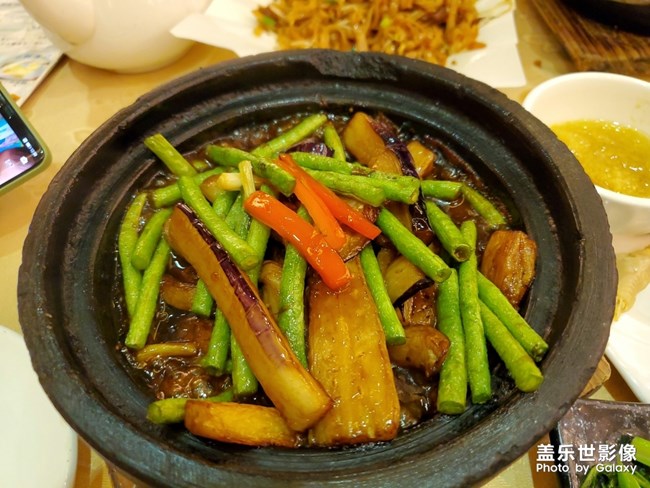 試拍一下美食