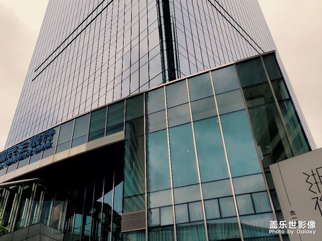 新增的這個(gè)AI攝影功能很好