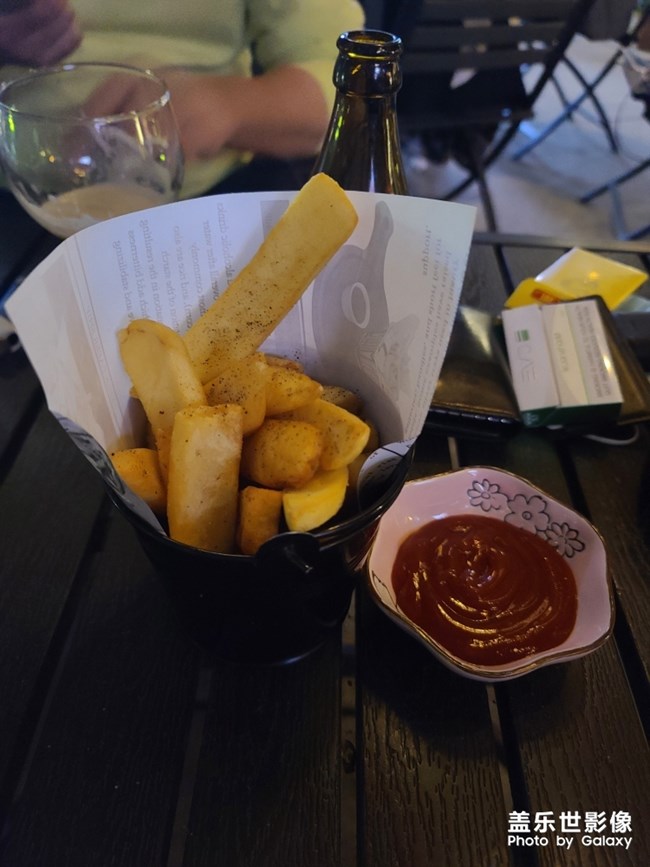 昨晚小聚輕食