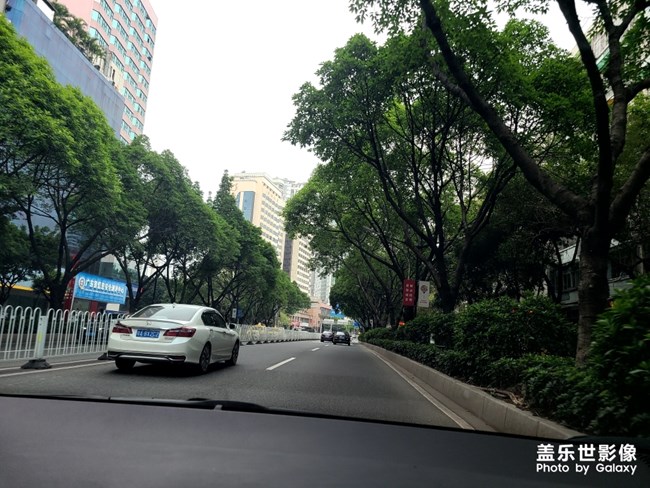 S20 AI一鍵多拍照片效果