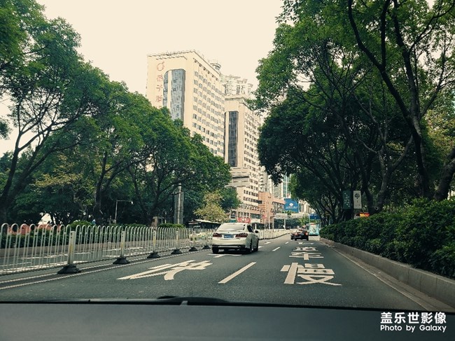 S20 AI一鍵多拍照片效果