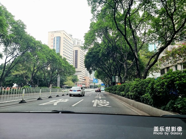 S20 AI一鍵多拍照片效果