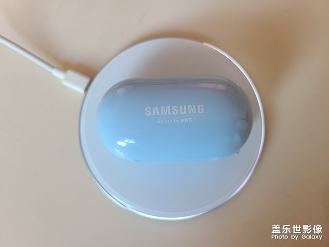 使用了一個(gè)月的 Samsung Galaxy Bud+