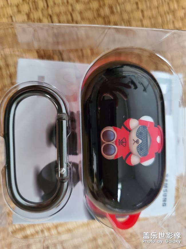 終于買了GALAXY BUDS+