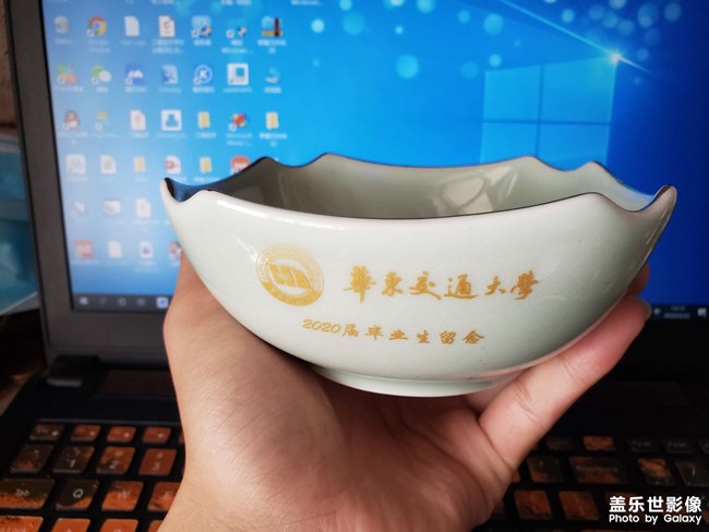 我們畢業(yè)了